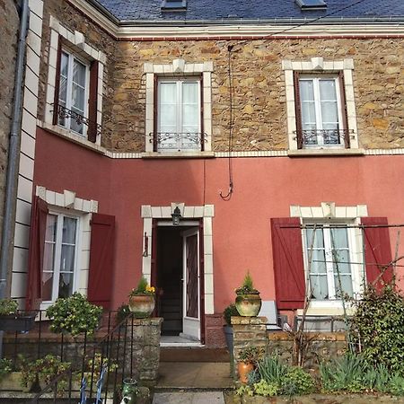 La Villa D Iska Souge-le-Ganelon 外观 照片